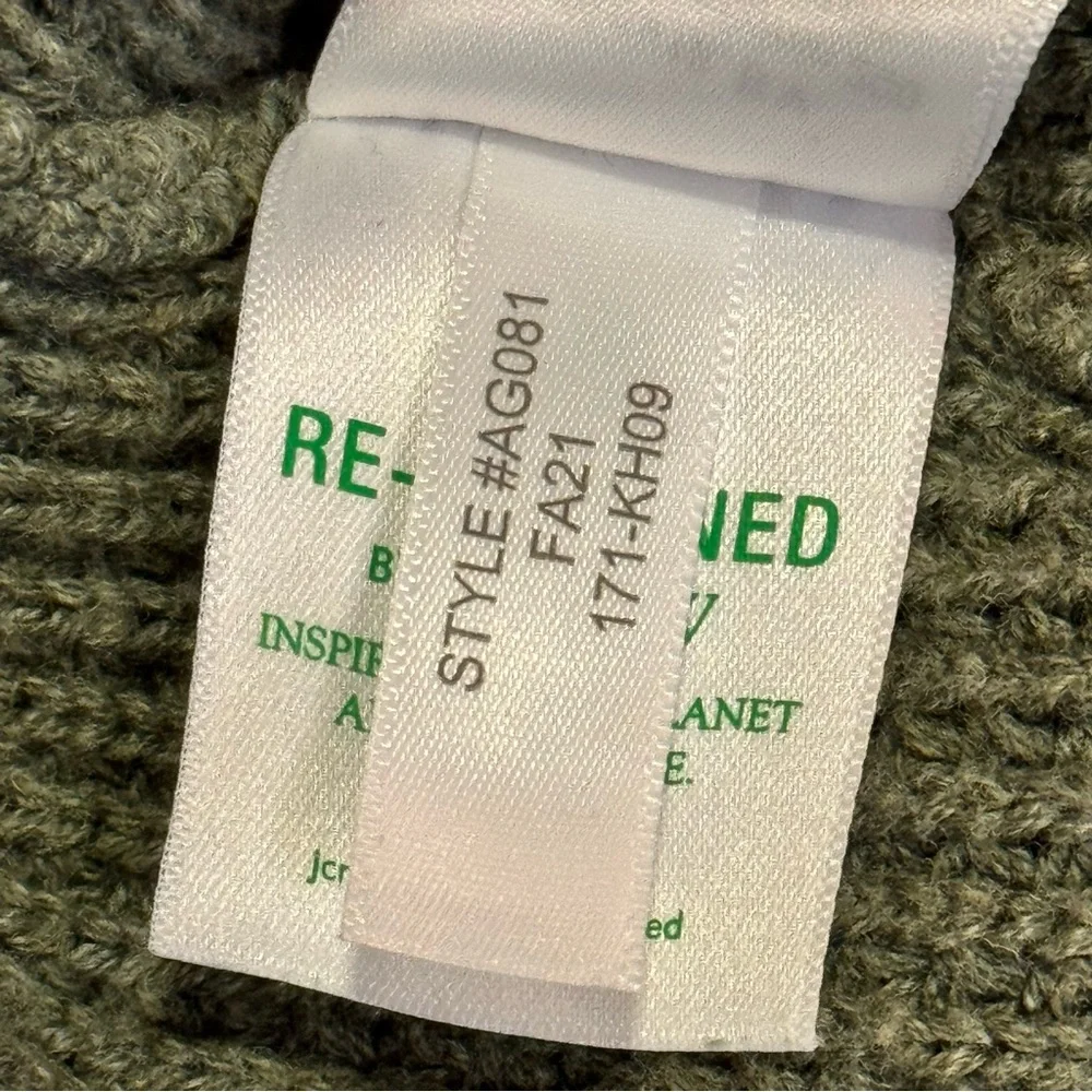 J.Crew men’s sweater (size xl) hunter green.  Pre-owned - Picture 13 of 15